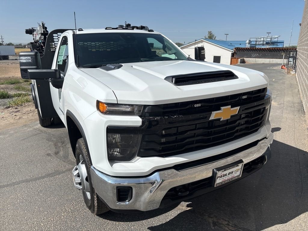 2025 Chevrolet Silverado 3500 HD Chassis Cab Work Truck