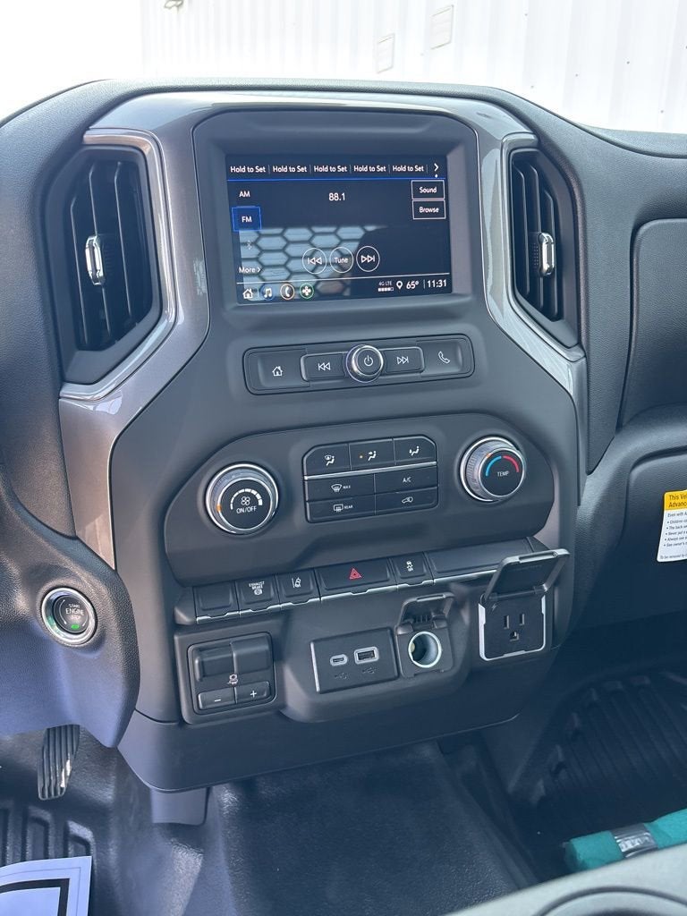 2025 Chevrolet Silverado 3500 HD Chassis Cab Work Truck