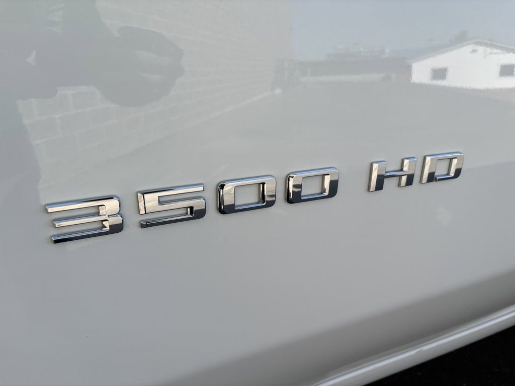 2025 Chevrolet Silverado 3500 HD Chassis Cab Work Truck