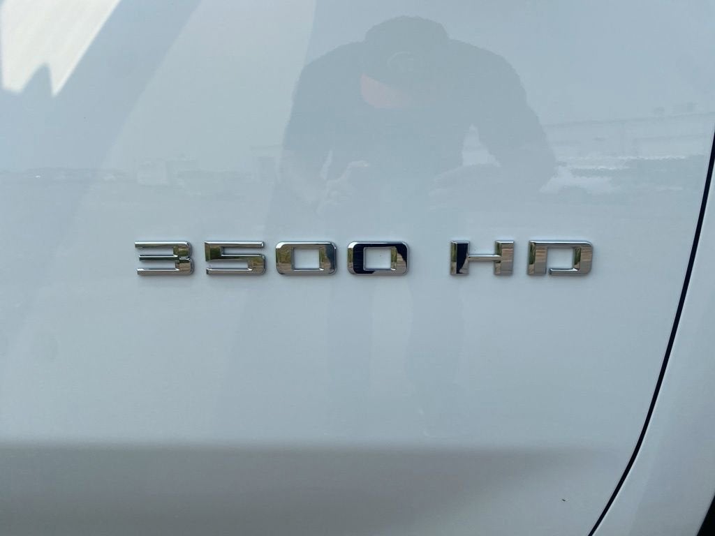 2024 Chevrolet Silverado 3500 HD Chassis Cab Work Truck