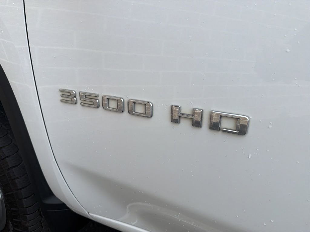 2020 Chevrolet Silverado 3500 HD Chassis Cab LT