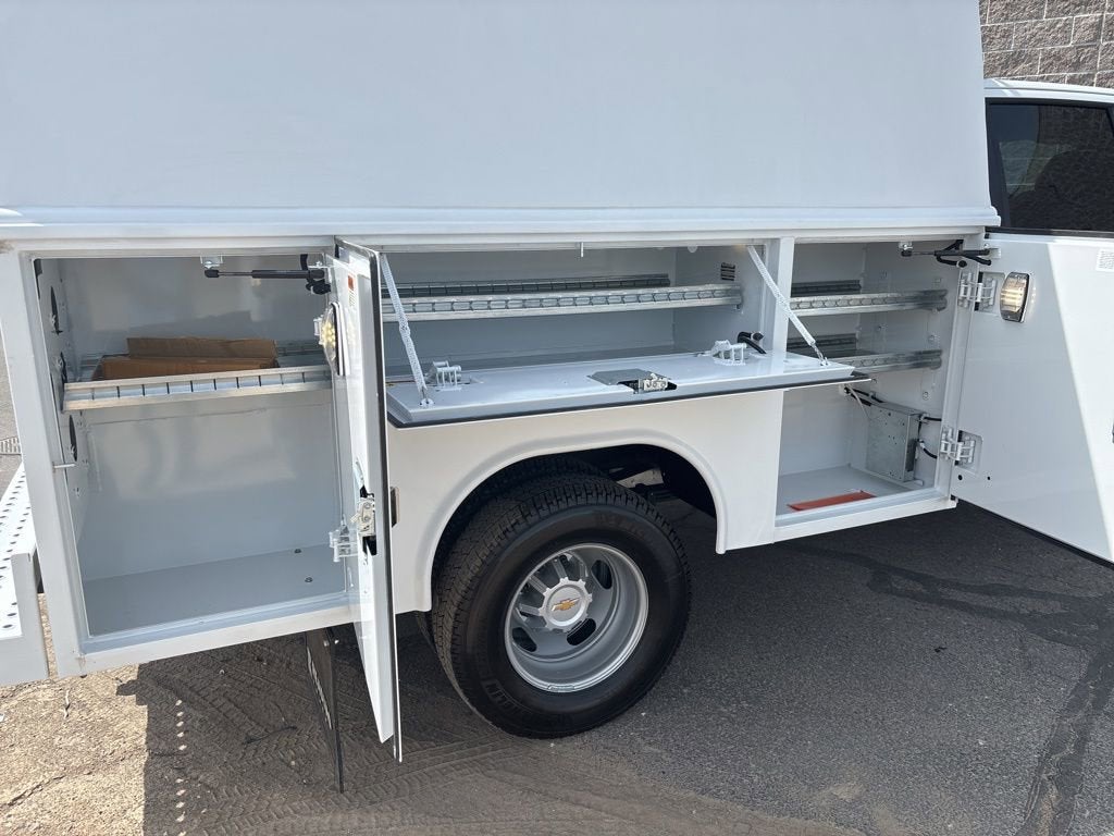 2025 Chevrolet Silverado 3500 HD Chassis Cab Work Truck