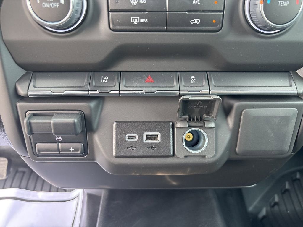 2025 Chevrolet Silverado 3500 HD Chassis Cab Work Truck