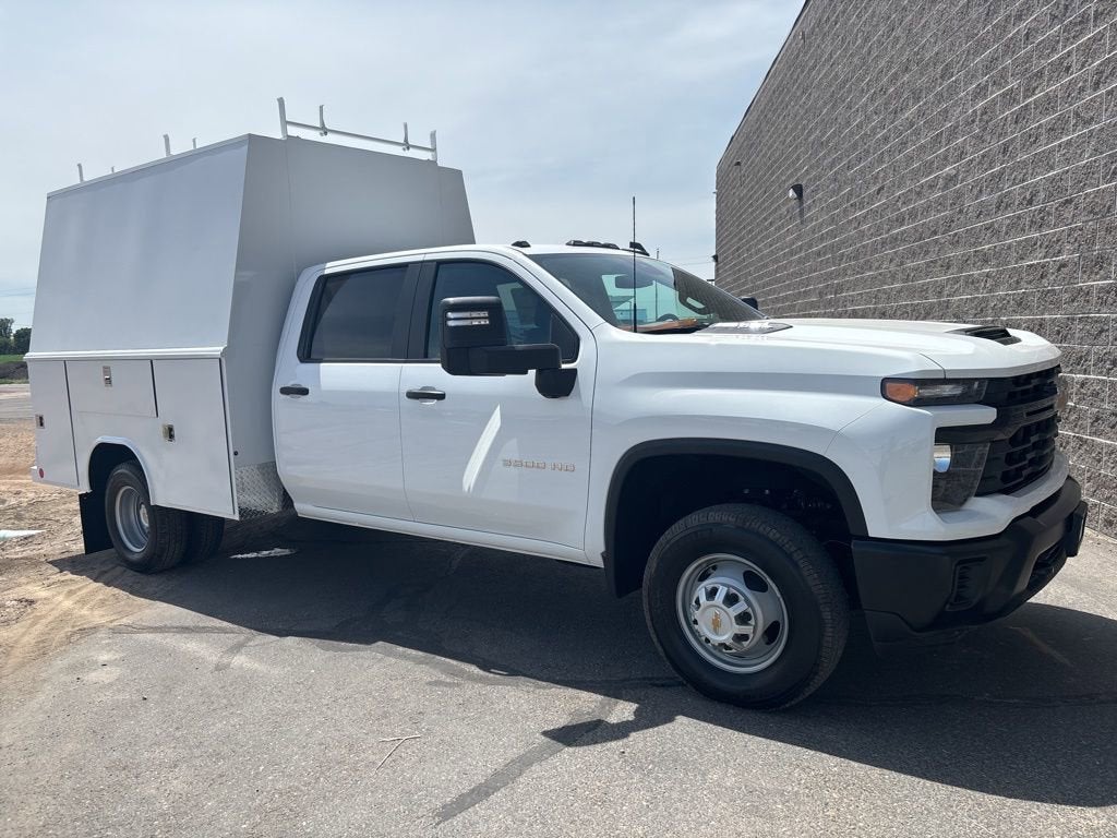 2025 Chevrolet Silverado 3500 HD Chassis Cab Work Truck