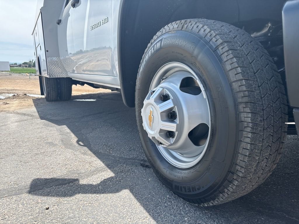 2025 Chevrolet Silverado 3500 HD Chassis Cab Work Truck