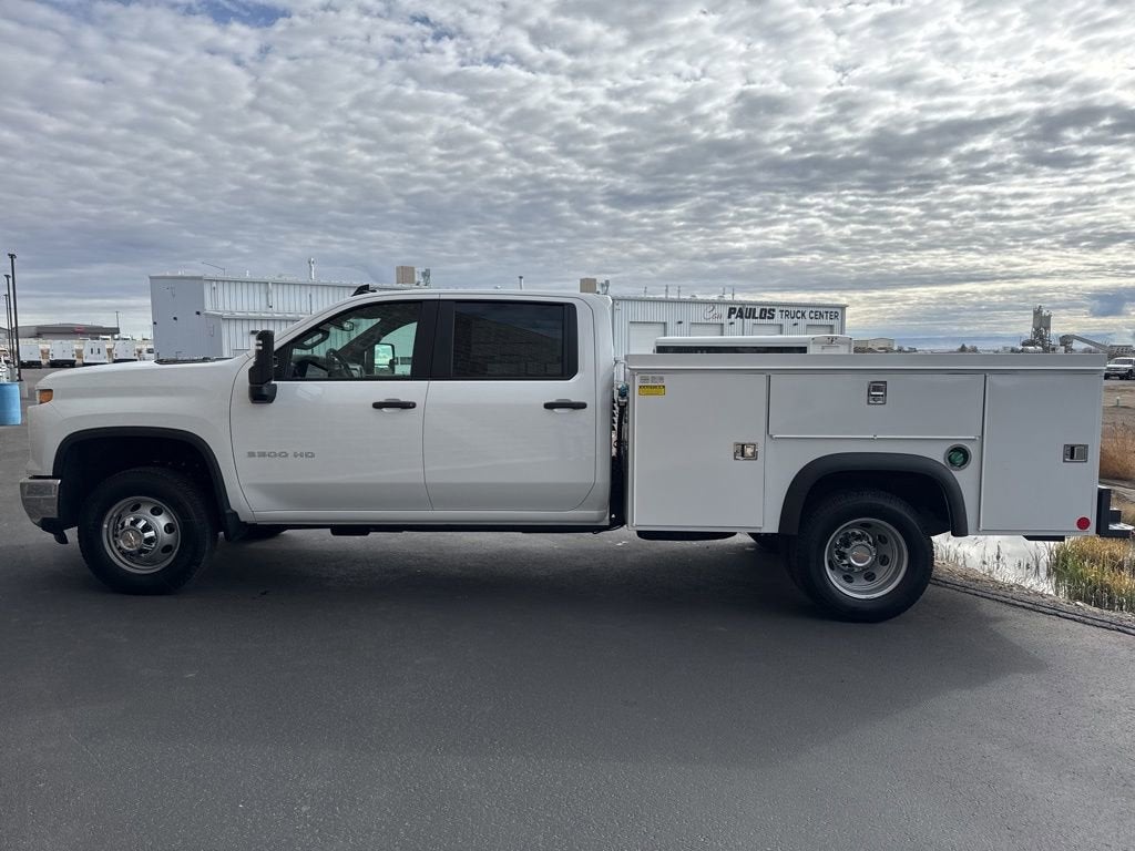 2025 Chevrolet Silverado 3500 HD Chassis Cab Work Truck