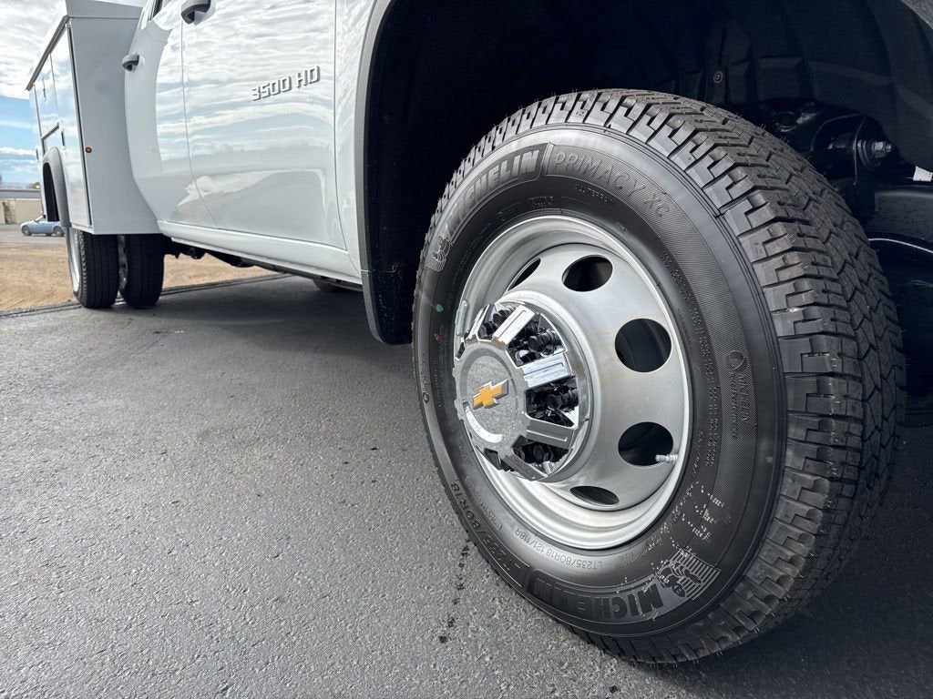 2025 Chevrolet Silverado 3500 HD Chassis Cab Work Truck