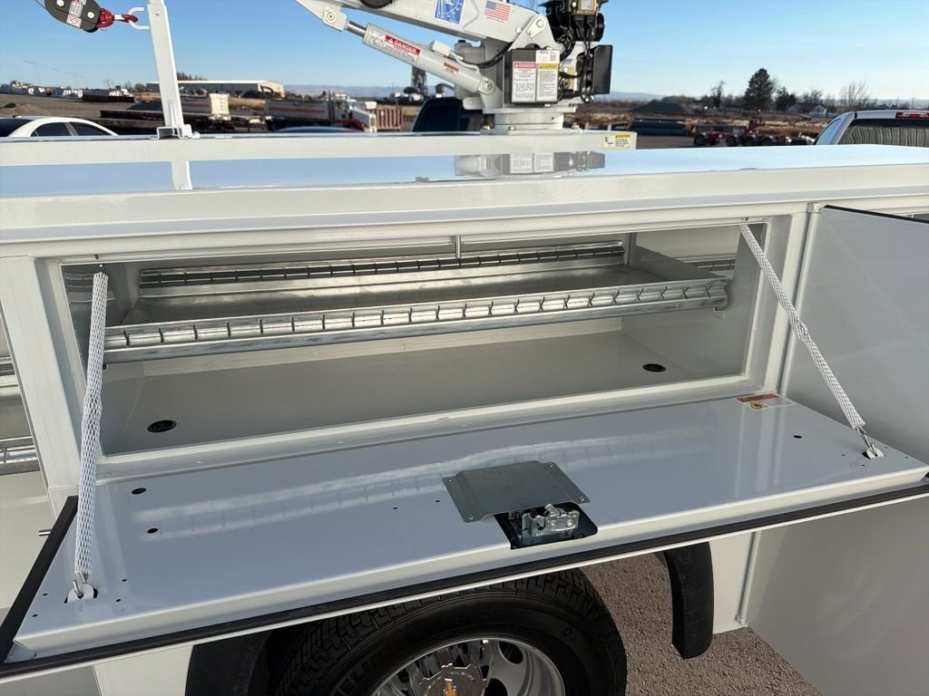 2025 Chevrolet Silverado 3500 HD Chassis Cab Work Truck