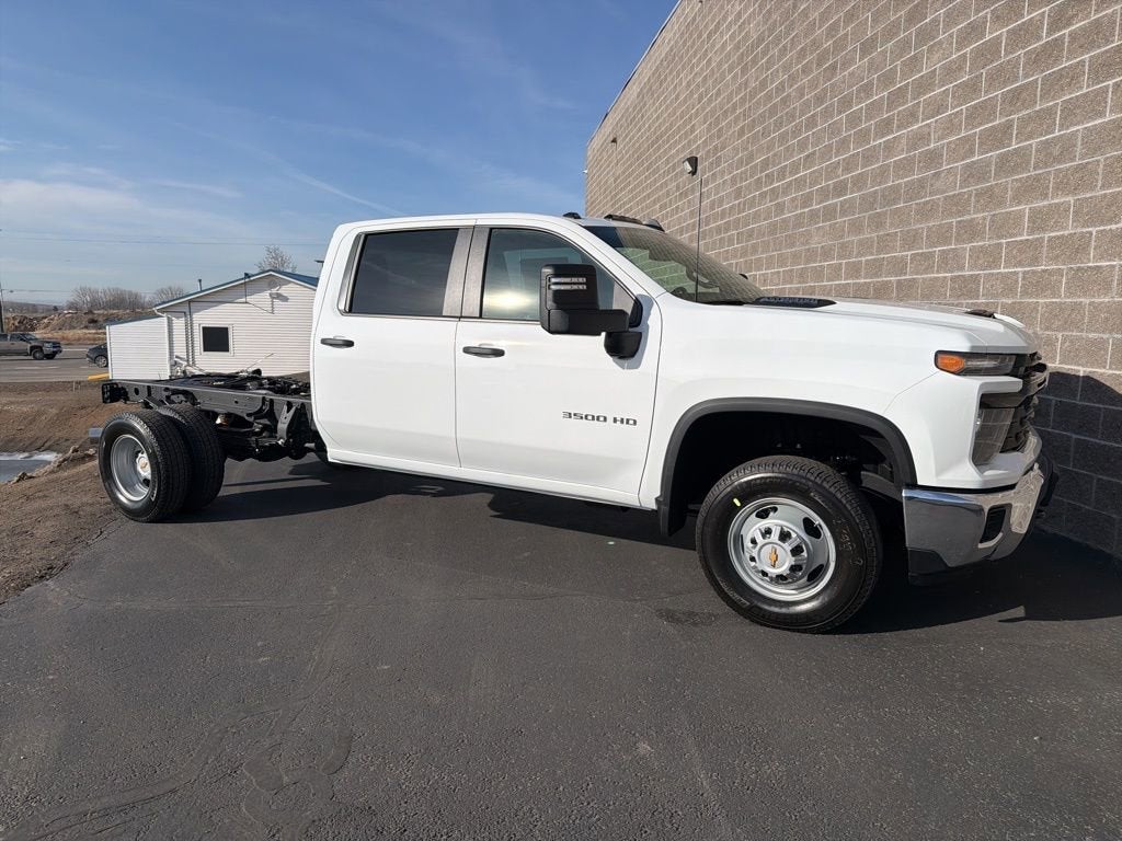2026 Chevrolet Silverado 3500 HD Chassis Cab Work Truck