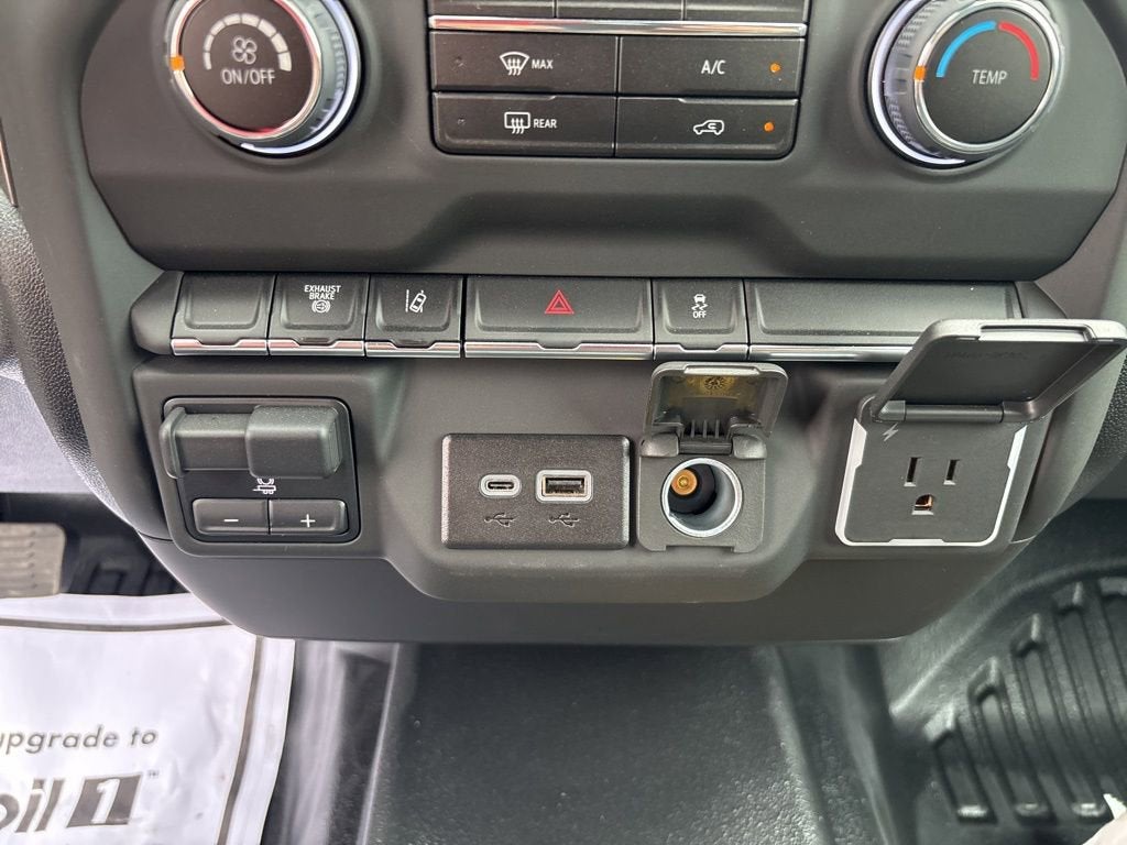 2025 Chevrolet Silverado 3500 HD Chassis Cab Work Truck