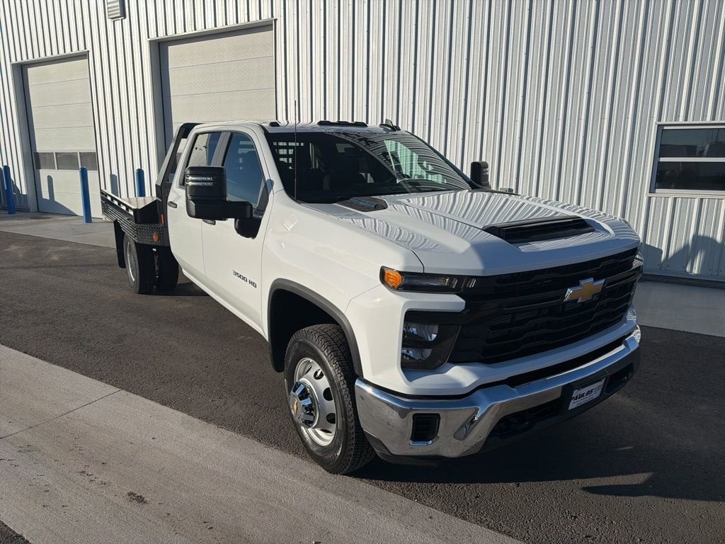 2025 Chevrolet Silverado 3500 HD Chassis Cab Work Truck