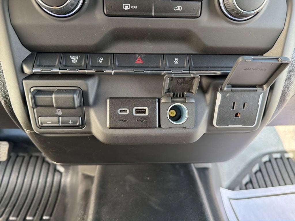 2025 Chevrolet Silverado 3500 HD WT