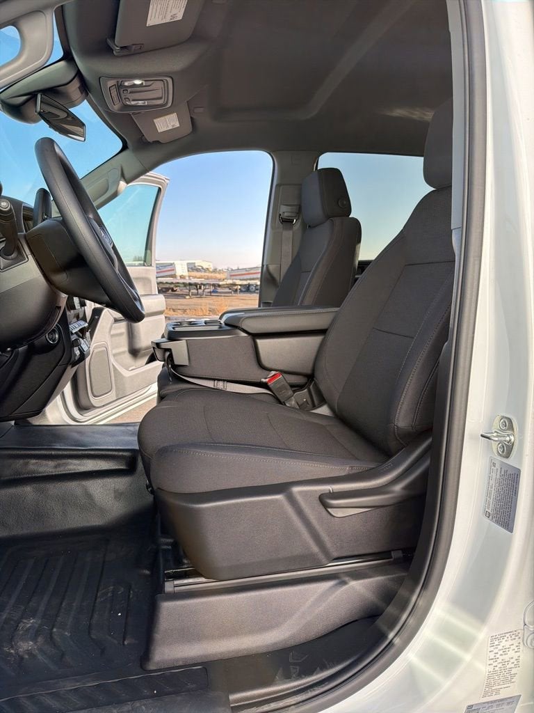 2025 Chevrolet Silverado 3500 HD WT