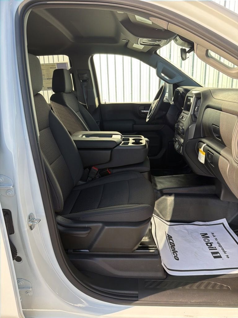 2025 Chevrolet Silverado 3500 HD WT