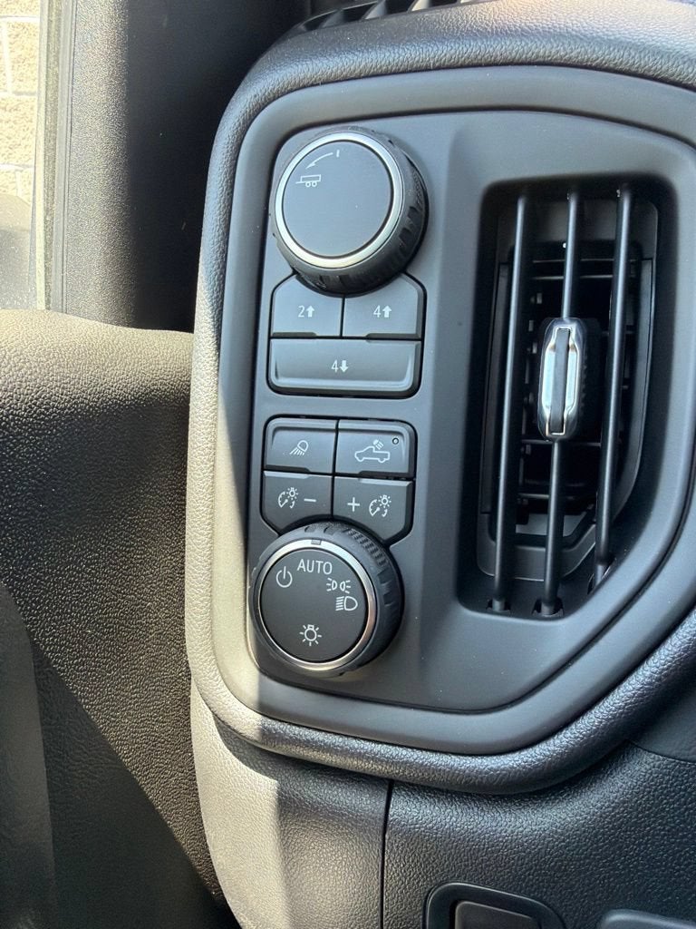 2026 Chevrolet Silverado 3500 HD WT