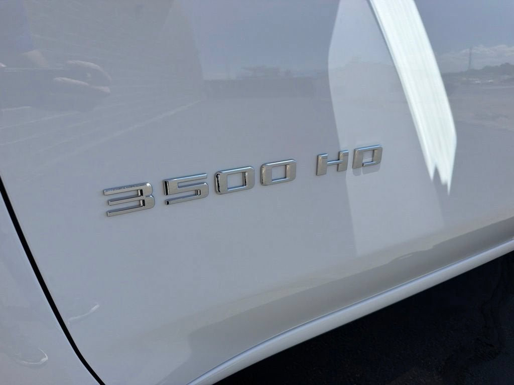 2026 Chevrolet Silverado 3500 HD WT