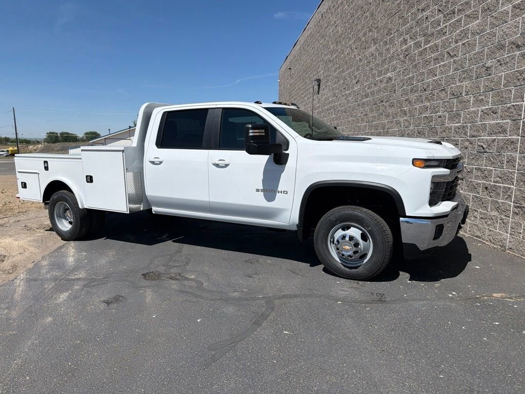 2026 Chevrolet Silverado 3500 HD Chassis Cab LT