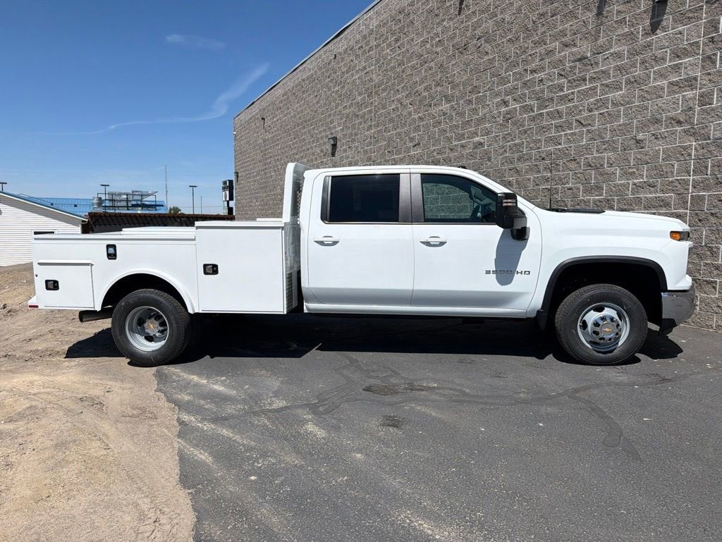2026 Chevrolet Silverado 3500 HD Chassis Cab LT