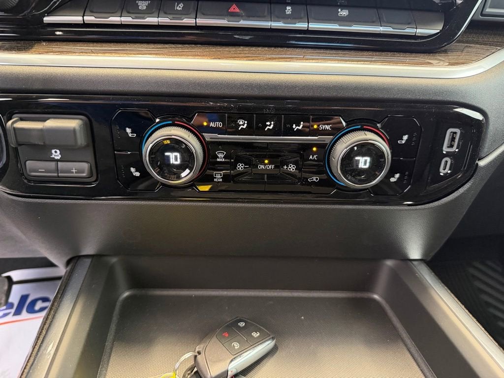 2026 Chevrolet Silverado 3500 HD Chassis Cab LT