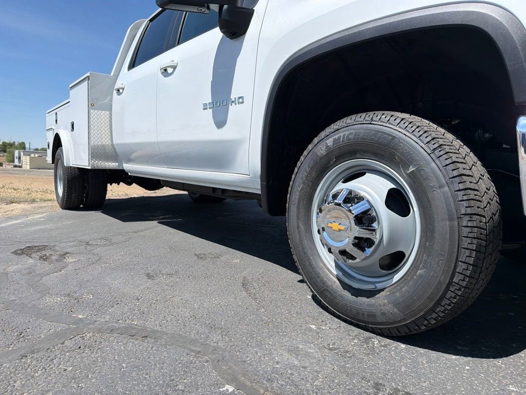 2026 Chevrolet Silverado 3500 HD Chassis Cab LT