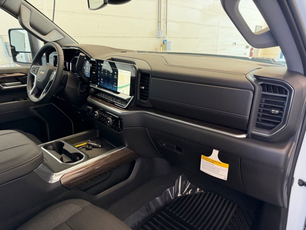 2026 Chevrolet Silverado 3500 HD Chassis Cab LT