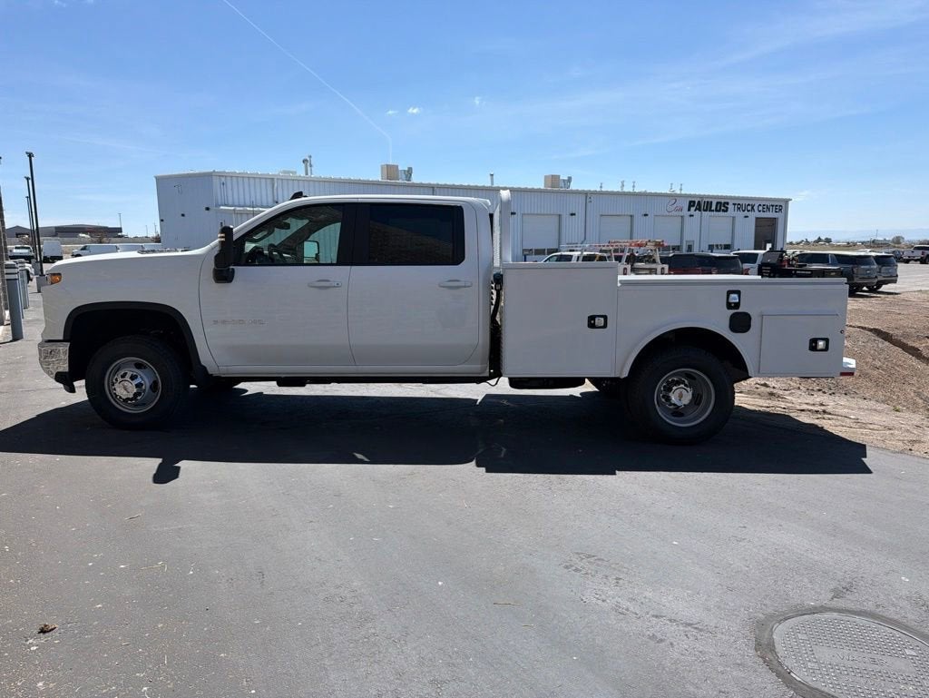 2026 Chevrolet Silverado 3500 HD Chassis Cab LT