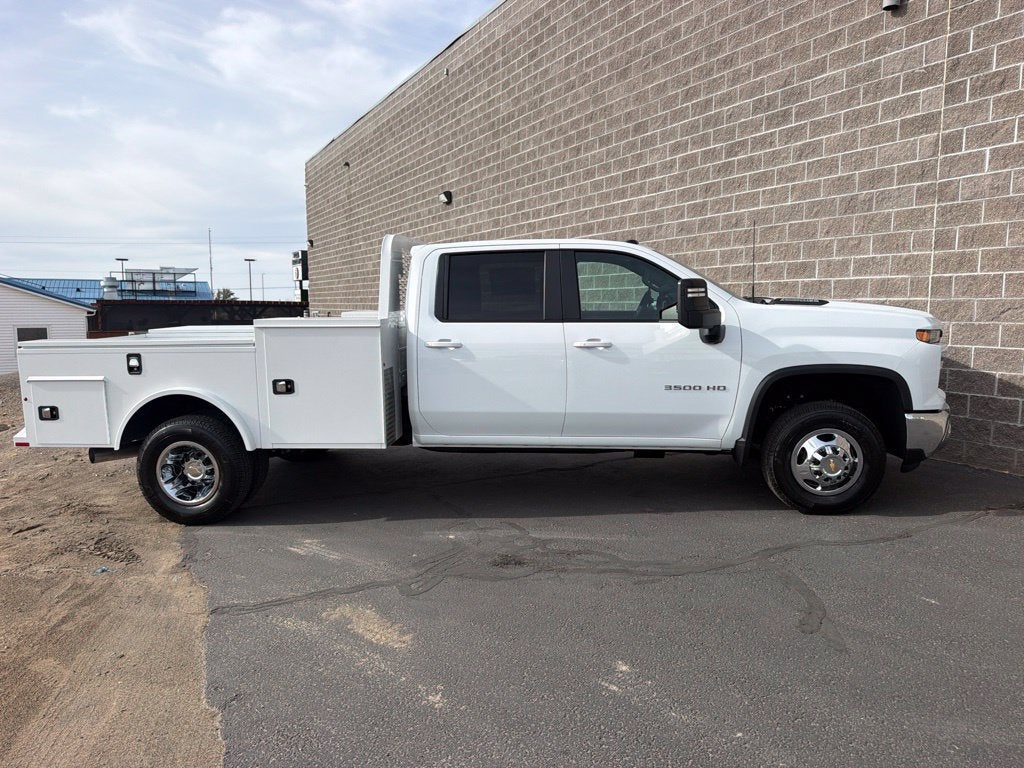 2026 Chevrolet Silverado 3500 HD Chassis Cab LT