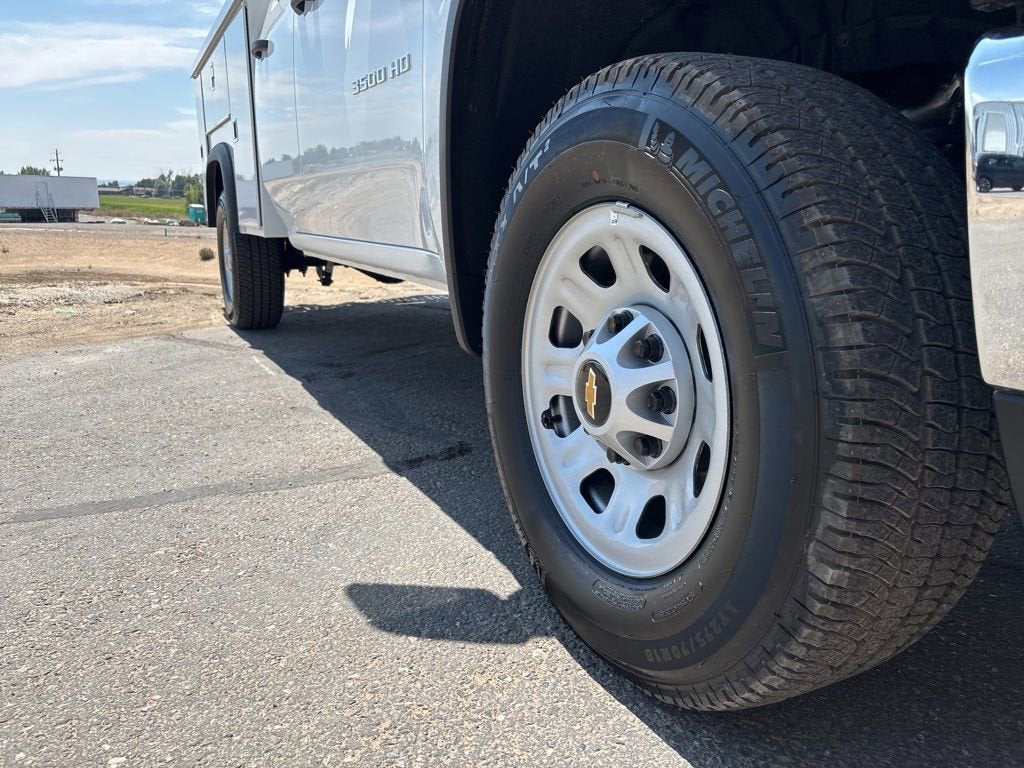2025 Chevrolet Silverado 3500 HD WT