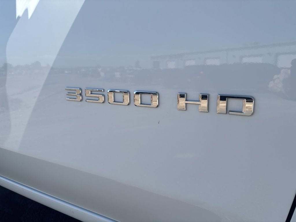 2025 Chevrolet Silverado 3500 HD WT