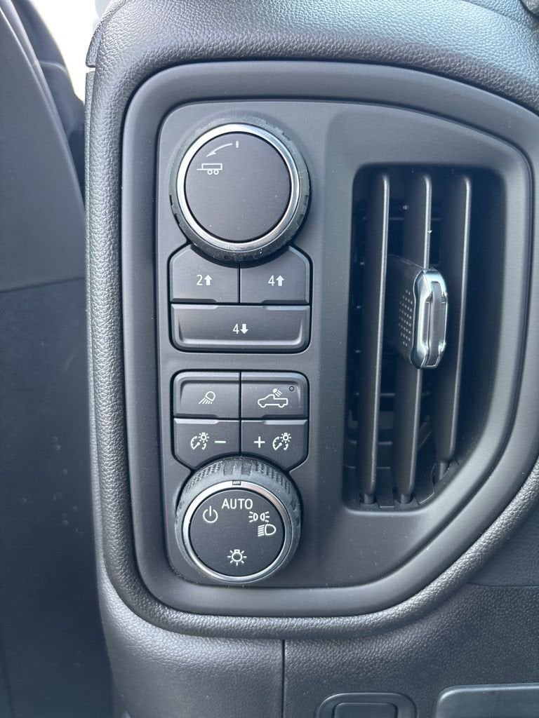 2025 Chevrolet Silverado 3500 HD WT