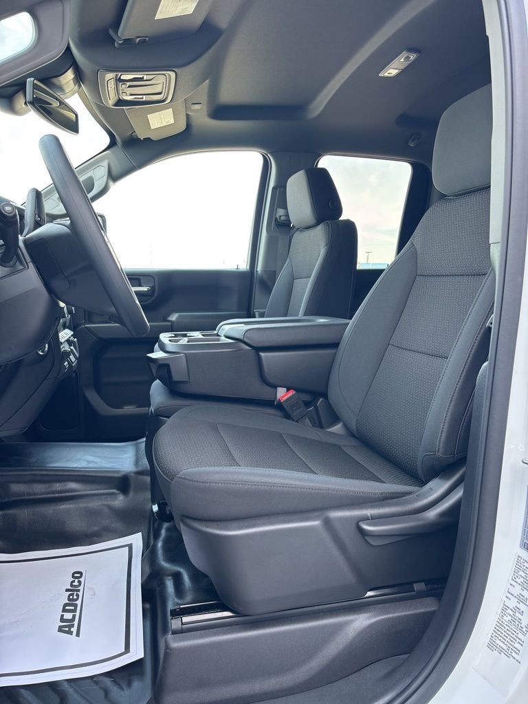 2025 Chevrolet Silverado 3500 HD WT