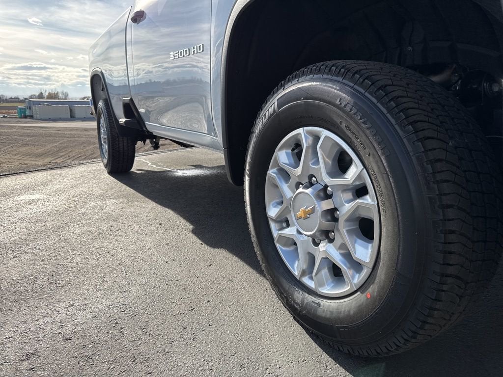 2026 Chevrolet Silverado 3500 HD WT