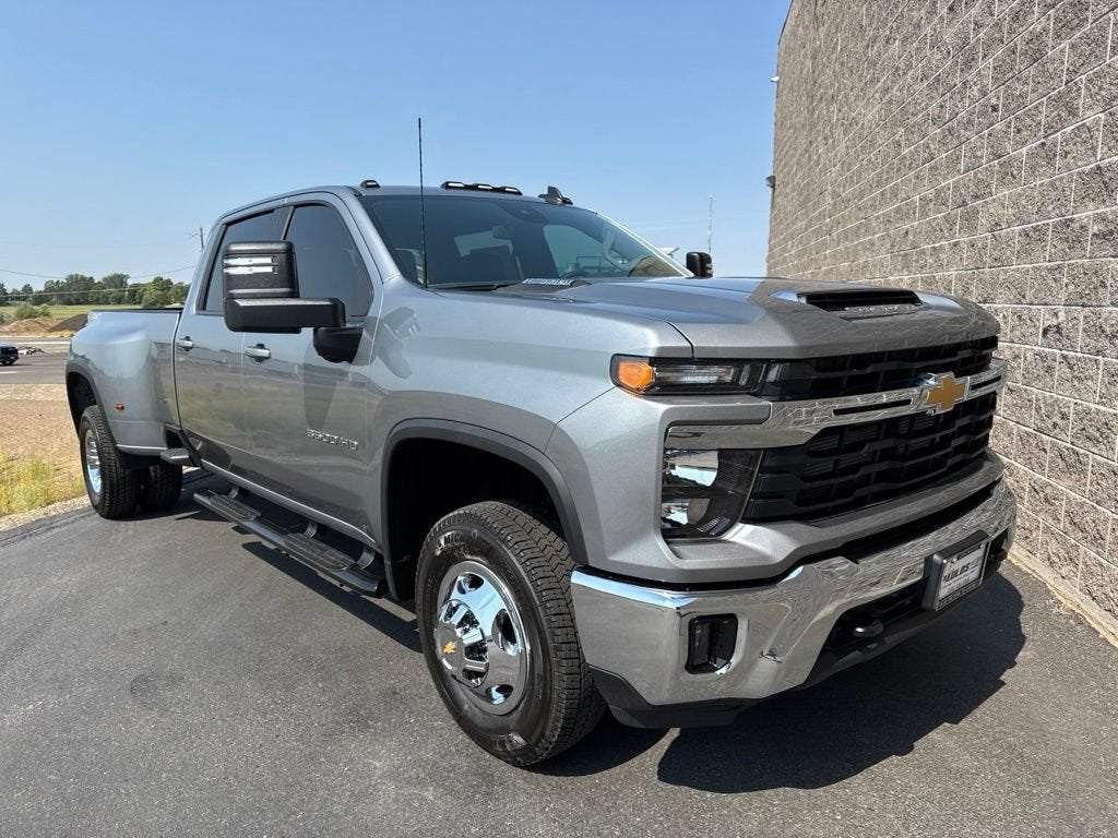 2026 Chevrolet Silverado 3500 HD LT DRW
