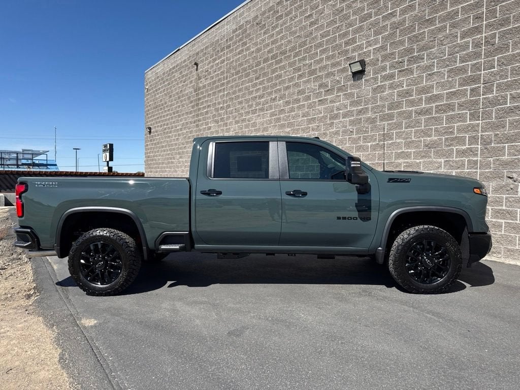 2026 Chevrolet Silverado 3500 HD LT