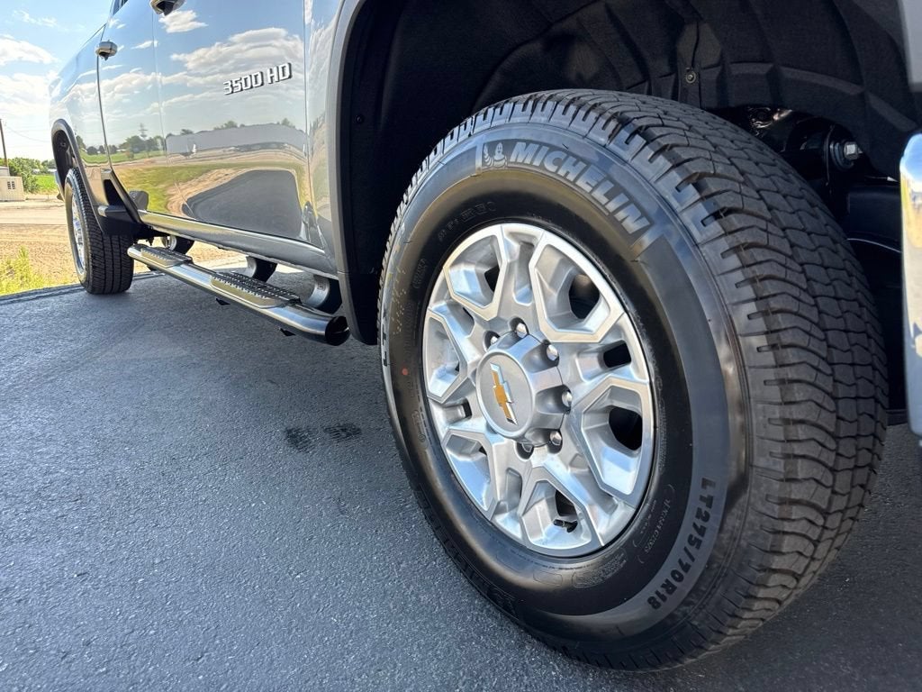 2026 Chevrolet Silverado 3500 HD LT