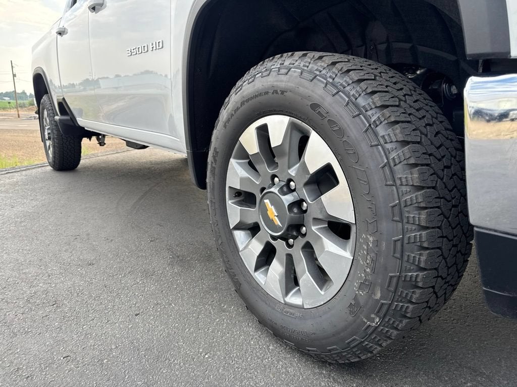 2026 Chevrolet Silverado 3500 HD LT