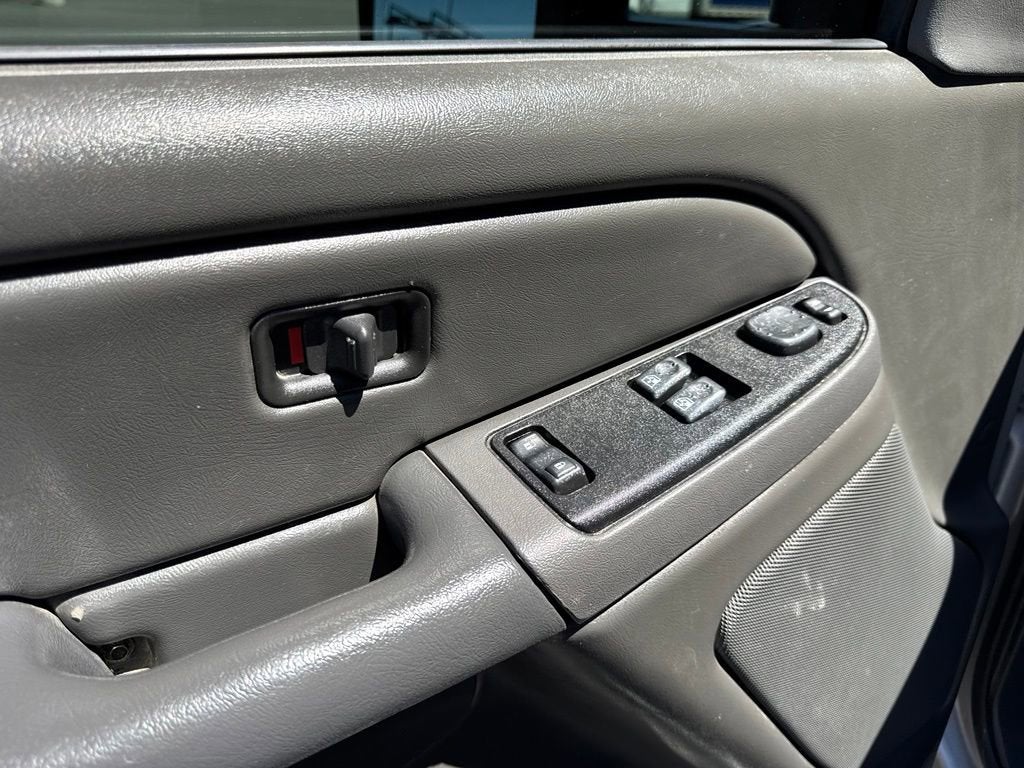 2005 Chevrolet Silverado 2500 HD LS