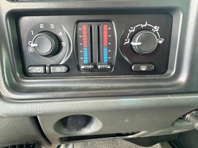 2005 Chevrolet Silverado 2500 HD LS