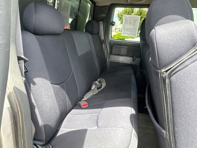 2005 Chevrolet Silverado 2500 HD LS