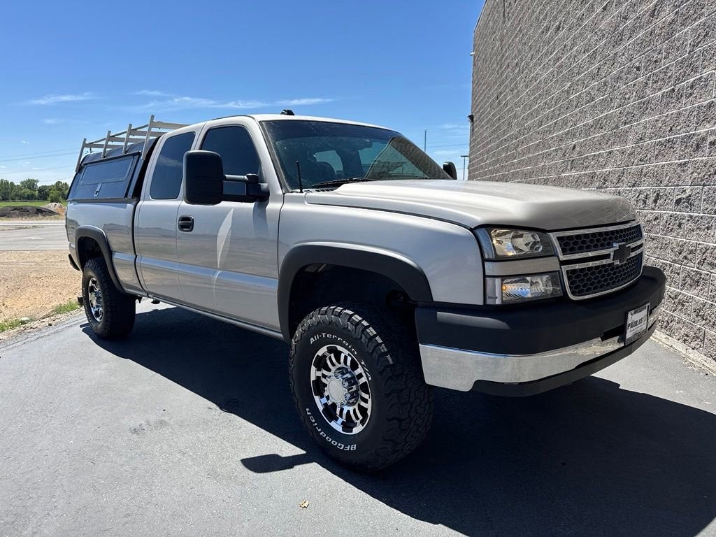 2005 Chevrolet Silverado 2500 HD LS