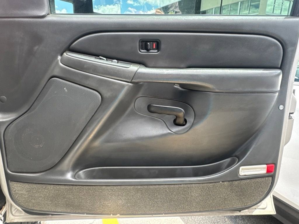 2005 Chevrolet Silverado 2500 HD LS