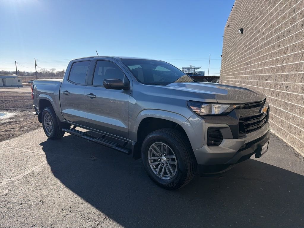 2024 Chevrolet Colorado LT