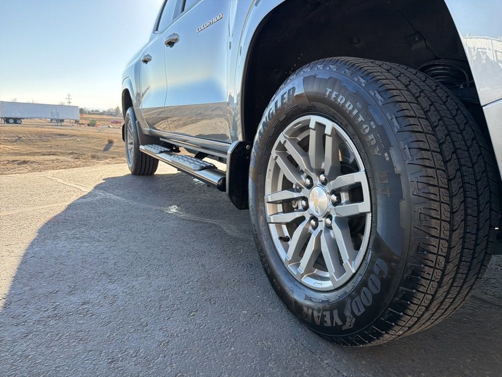 2024 Chevrolet Colorado LT