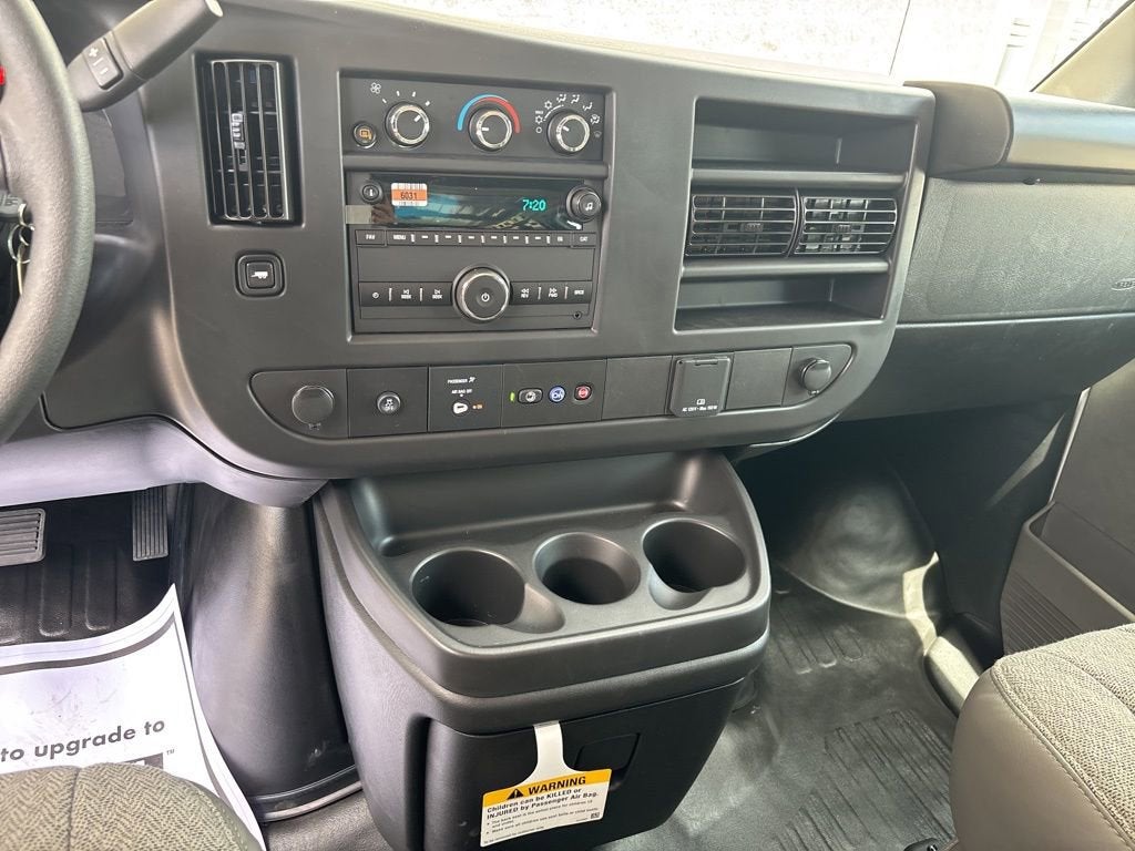 2025 Chevrolet Express Cargo 2500 WT