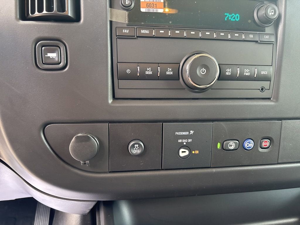 2025 Chevrolet Express Cargo 2500 WT