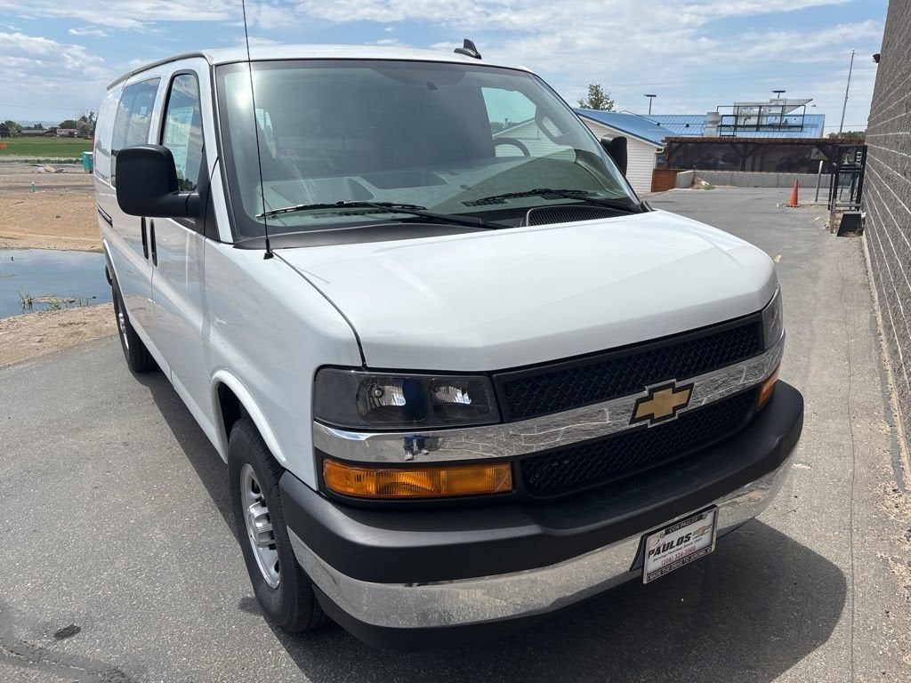 2025 Chevrolet Express Cargo 2500 WT