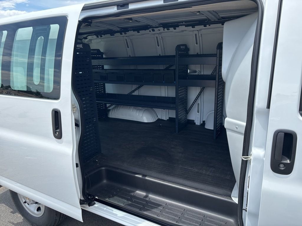 2025 Chevrolet Express Cargo 2500 WT