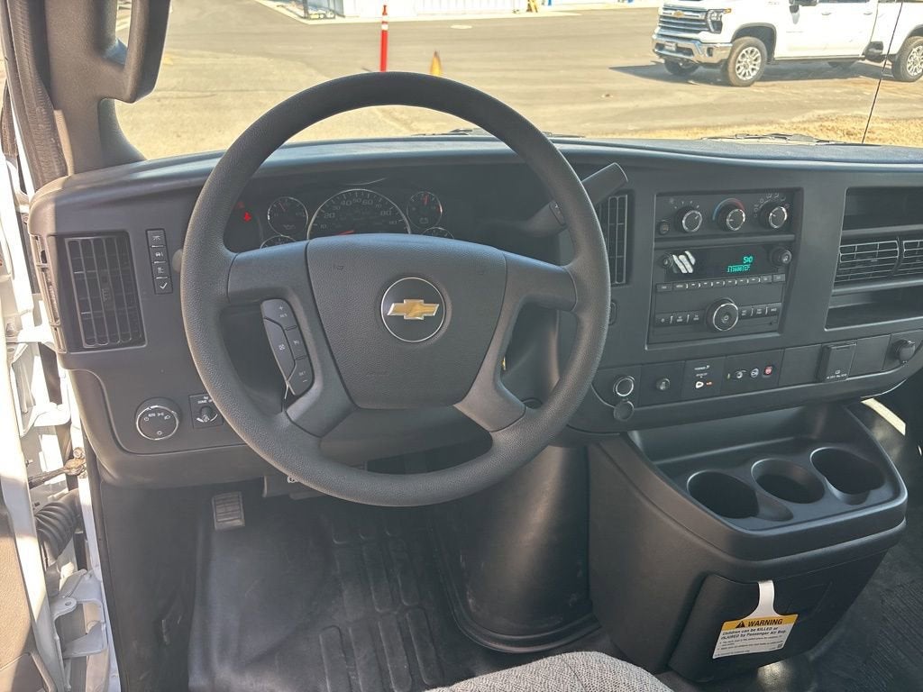 2025 Chevrolet Express Cargo 2500 WT