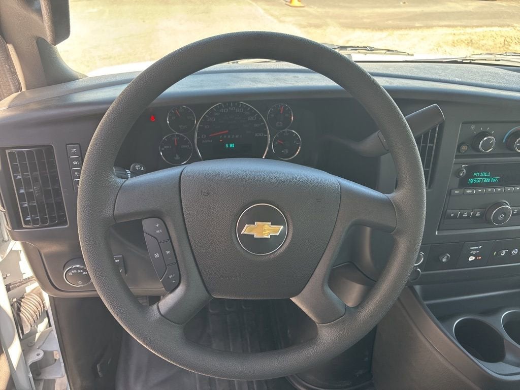 2025 Chevrolet Express Cargo 2500 WT