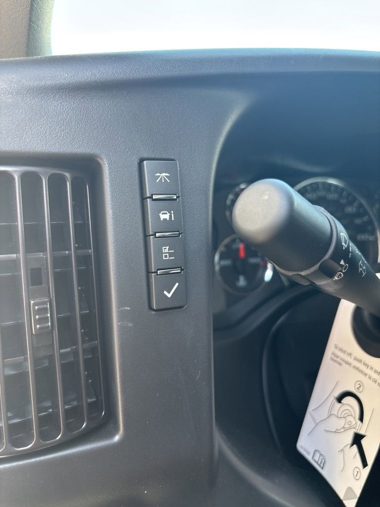 2025 Chevrolet Express Cargo 2500 WT